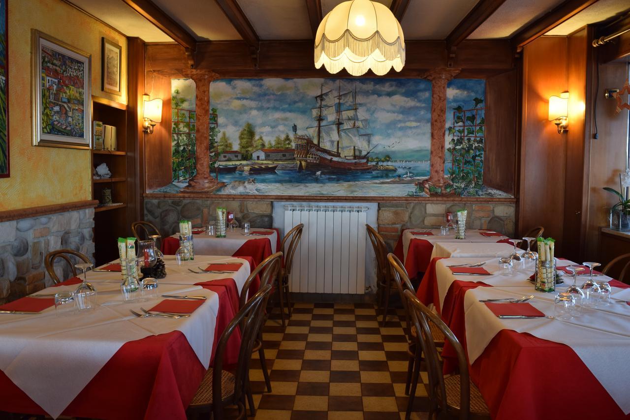 Albergo Trattoria Fioravante Peschiera del Garda Extérieur photo